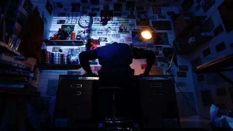 《Burnout》影评｜当速度成为逃避现实的唯一出口