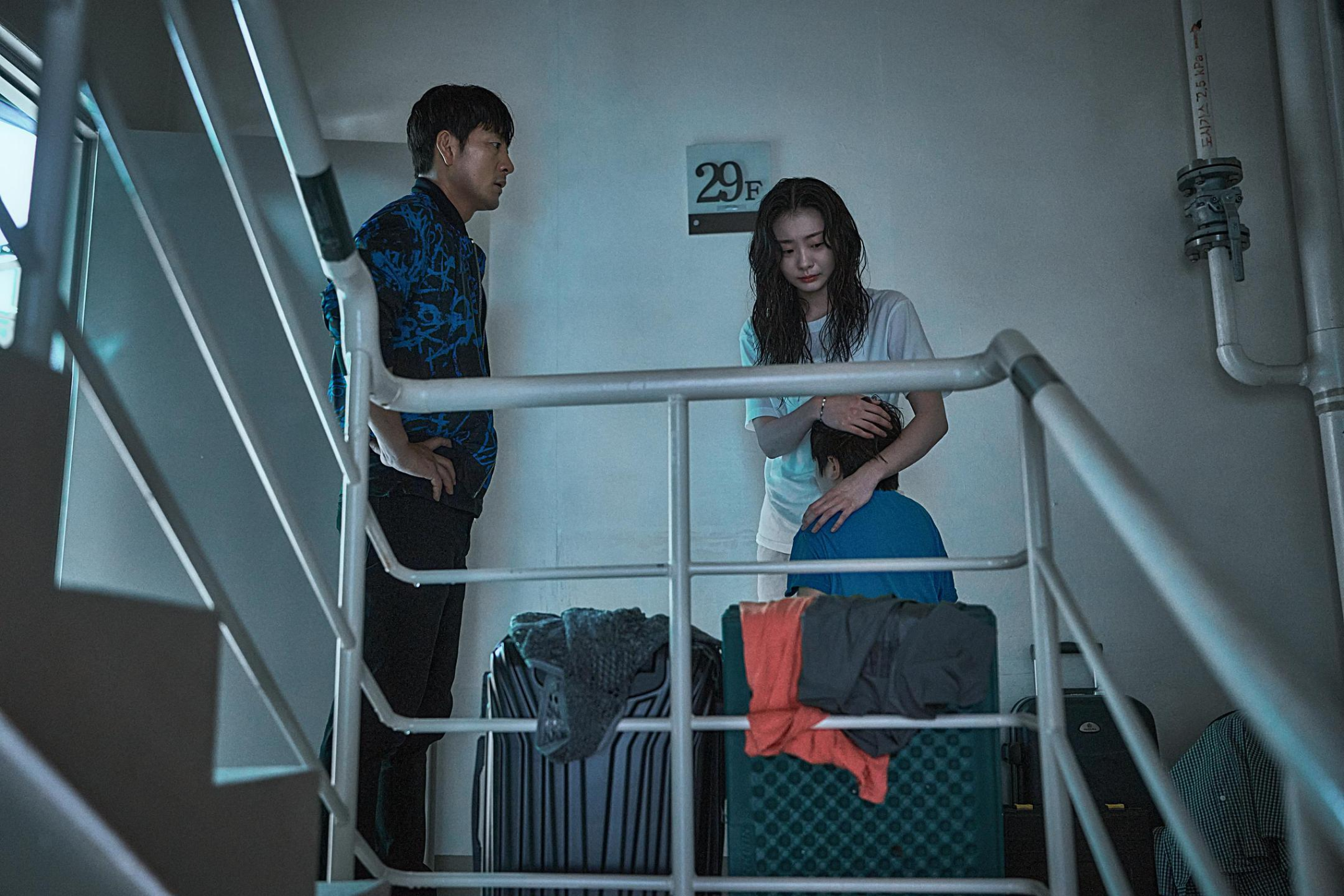 巨洪 影评｜当灾难吞没城市，人性才真正浮现